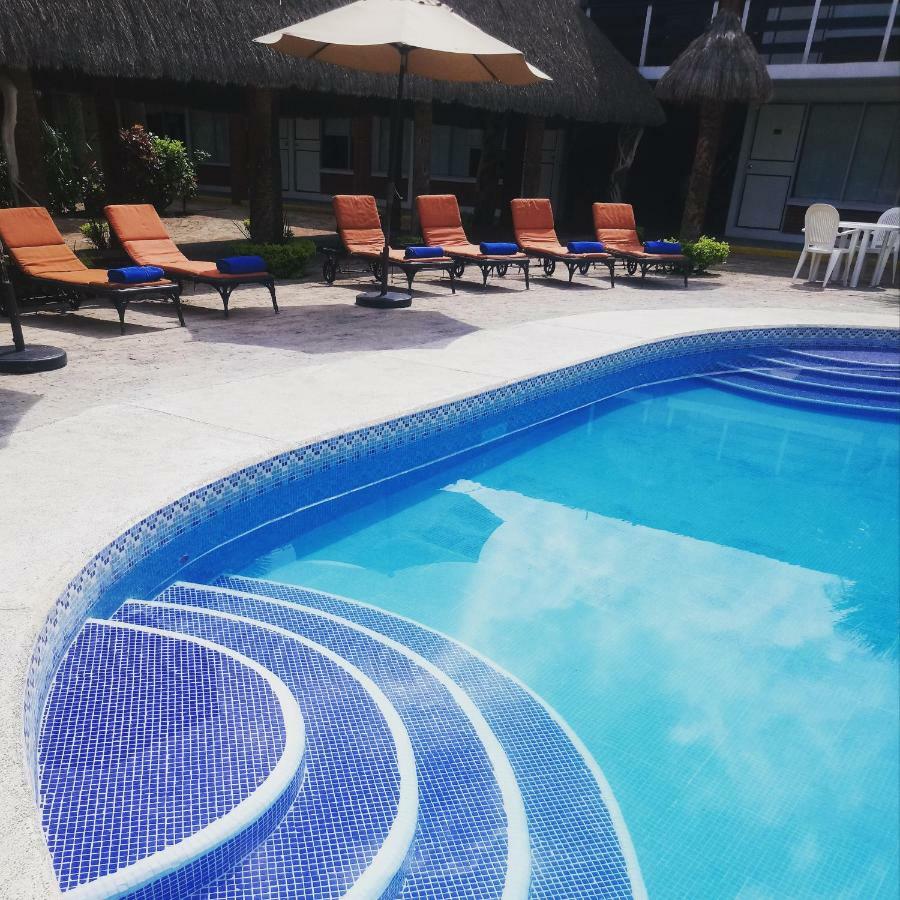 Hotel Plaza Palmas Tuxpan  エクステリア 写真