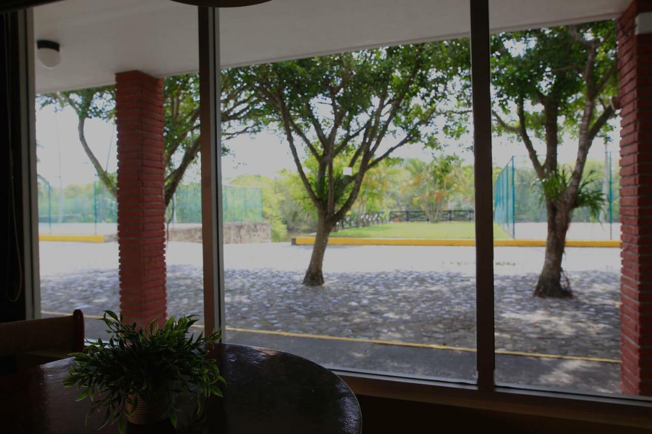 Hotel Plaza Palmas Tuxpan  エクステリア 写真