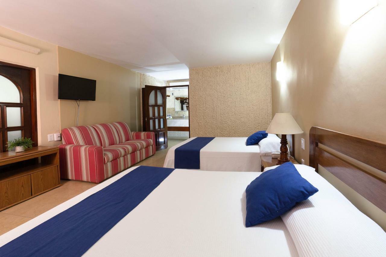 Hotel Plaza Palmas Tuxpan  エクステリア 写真