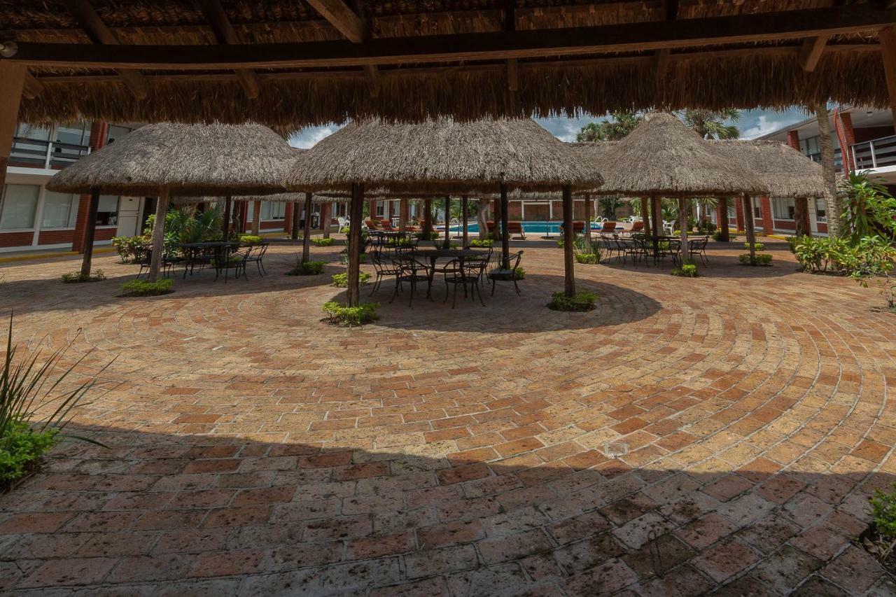 Hotel Plaza Palmas Tuxpan  エクステリア 写真