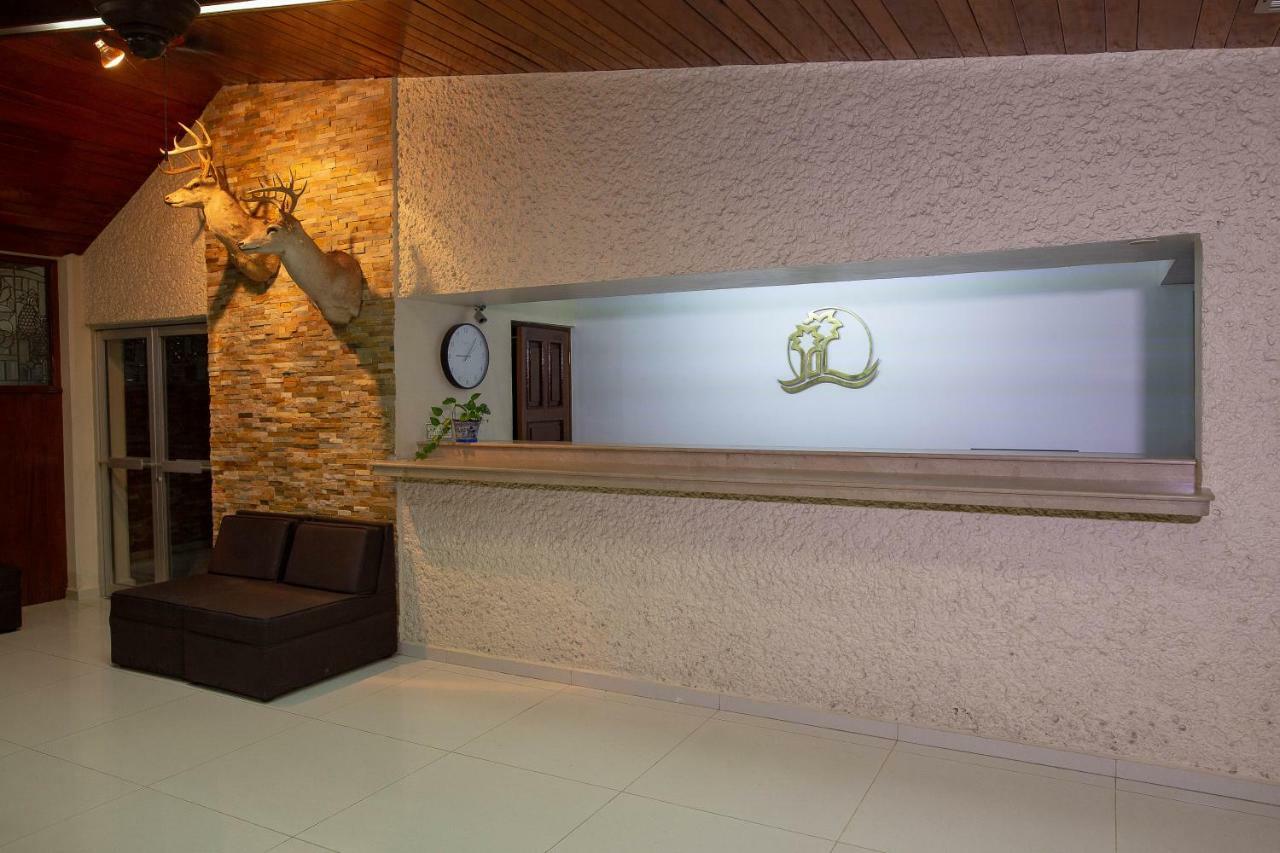 Hotel Plaza Palmas Tuxpan  エクステリア 写真