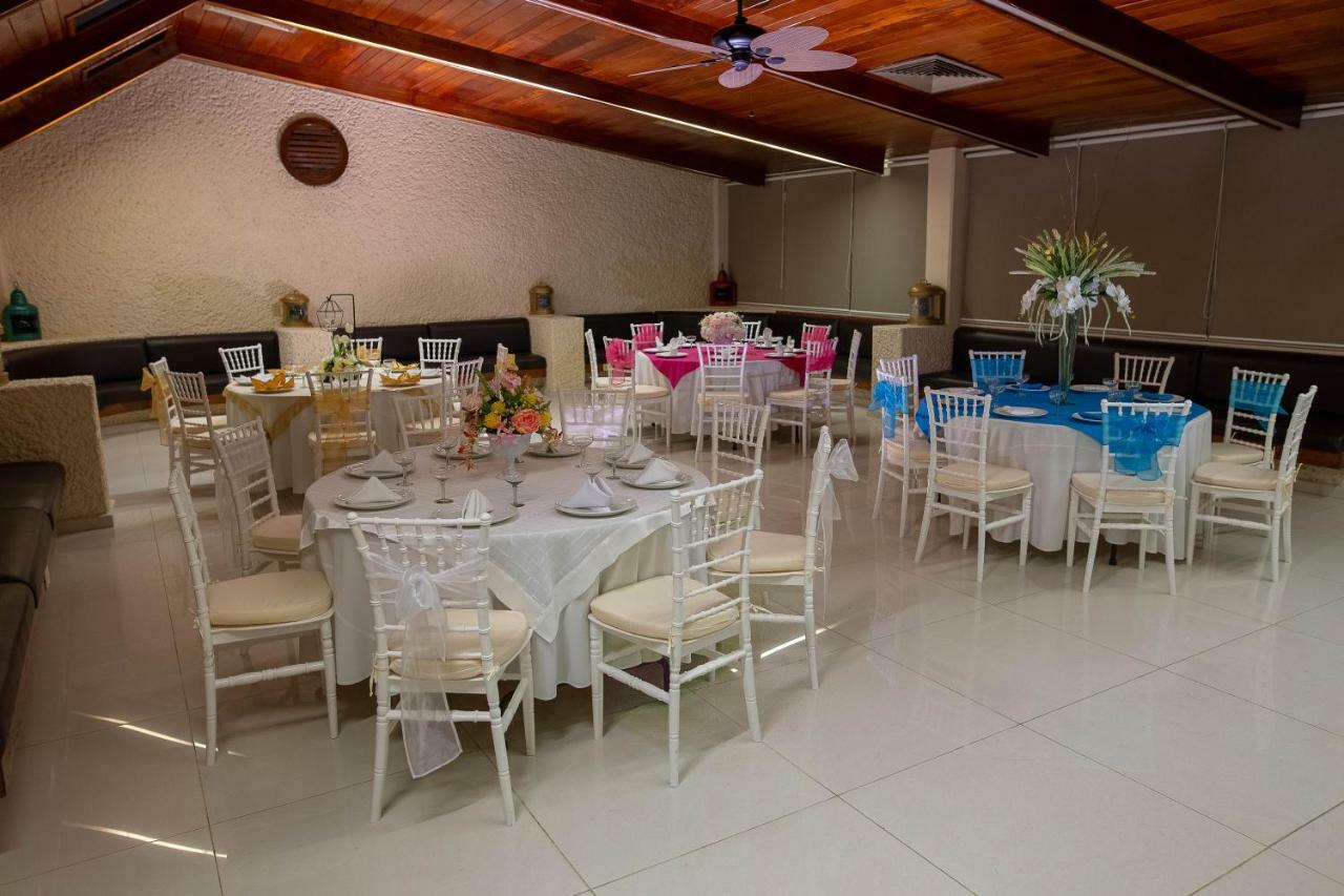 Hotel Plaza Palmas Tuxpan  エクステリア 写真