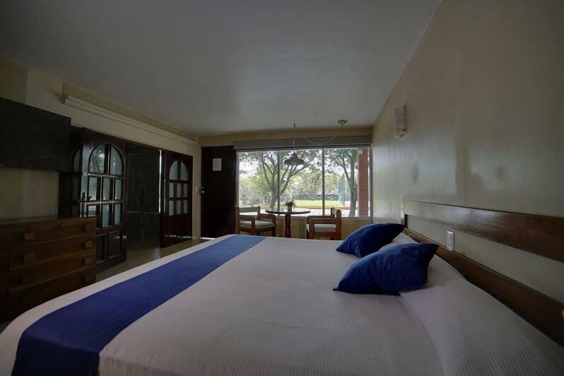Hotel Plaza Palmas Tuxpan  エクステリア 写真